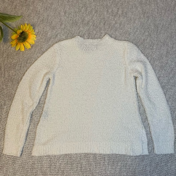 Marled by Reunited White Pullover Sweater - Picture 3 of 9